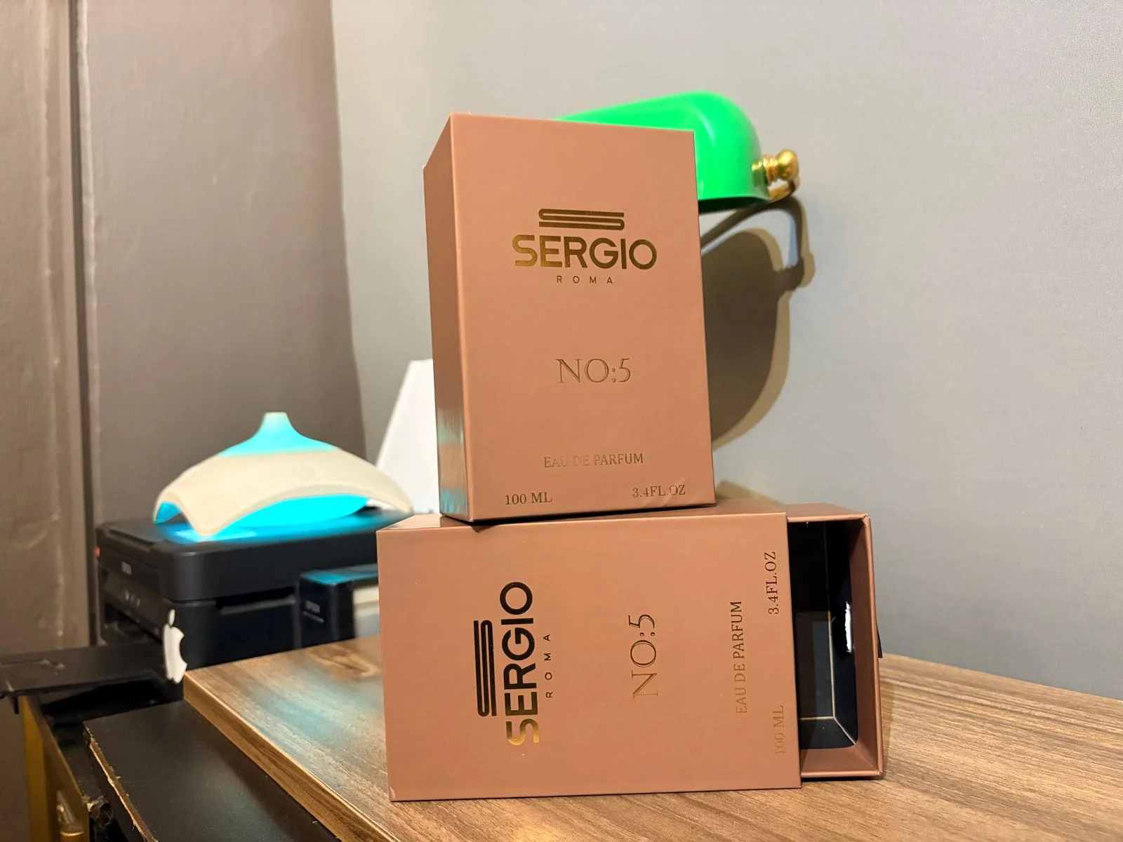 arzu-matbaa-sert-mukavva-kutu